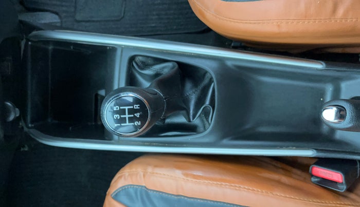 2017 Maruti Baleno DELTA PETROL 1.2, Petrol, Manual, 53,131 km, Gear Lever