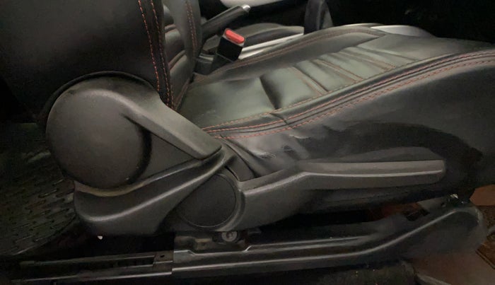 2016 Maruti Baleno ALPHA PETROL 1.2, Petrol, Manual, 88,369 km, Driver Side Adjustment Panel