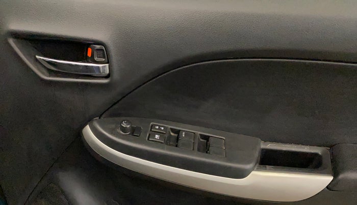 2016 Maruti Baleno ALPHA PETROL 1.2, Petrol, Manual, 88,369 km, Driver Side Door Panels Control