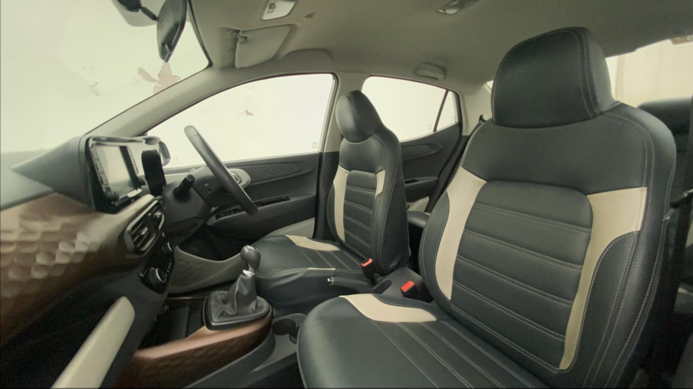 2020 Hyundai AURA SX 1.2 (O), Petrol, Manual, 26,560 km, Right Side Front Door Cabin