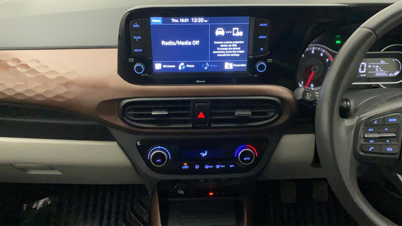 2020 Hyundai AURA SX 1.2 (O), Petrol, Manual, 26,560 km, Air Conditioner