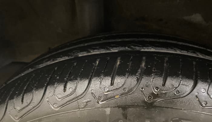 2017 Honda Jazz 1.2L I-VTEC V AT, Petrol, Automatic, 53,368 km, Right Rear Tyre Tread