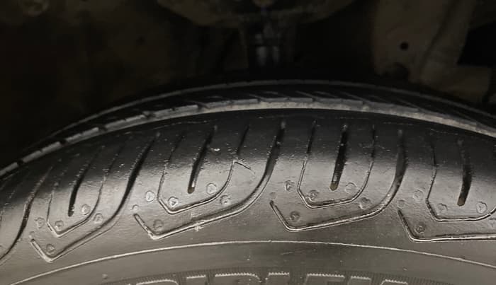 2017 Honda Jazz 1.2L I-VTEC V AT, Petrol, Automatic, 53,368 km, Right Front Tyre Tread