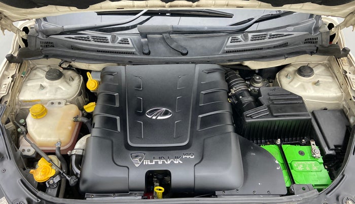 2014 Mahindra XUV500 W6 4X2, Diesel, Manual, 75,628 km, Open Bonet