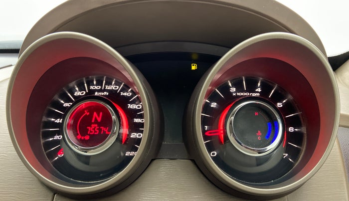 2014 Mahindra XUV500 W6 4X2, Diesel, Manual, 75,628 km, Odometer Image