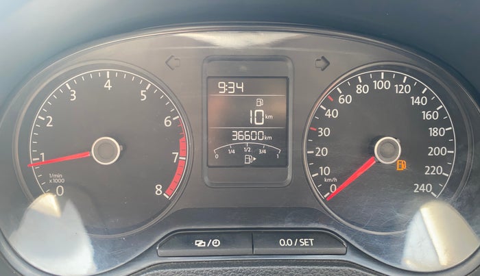 2016 Volkswagen Polo COMFORTLINE 1.2L, Petrol, Manual, 36,599 km, Odometer Image