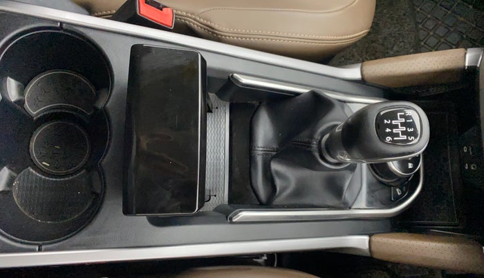 2021 Tata Harrier XZ PLUS 2.0L DUAL TONE, Diesel, Manual, 1,06,689 km, Gear Lever