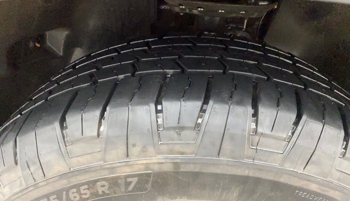 2021 Tata Harrier XZ PLUS 2.0L DUAL TONE, Diesel, Manual, 1,06,689 km, Left Front Tyre Tread