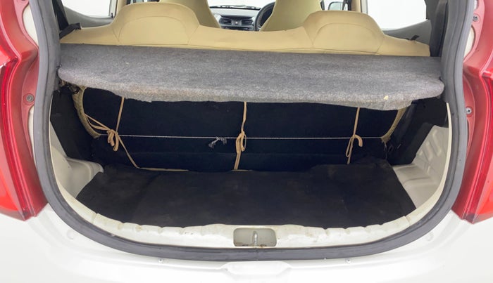 2017 Hyundai Eon ERA +, Petrol, Manual, 25,201 km, Boot Inside