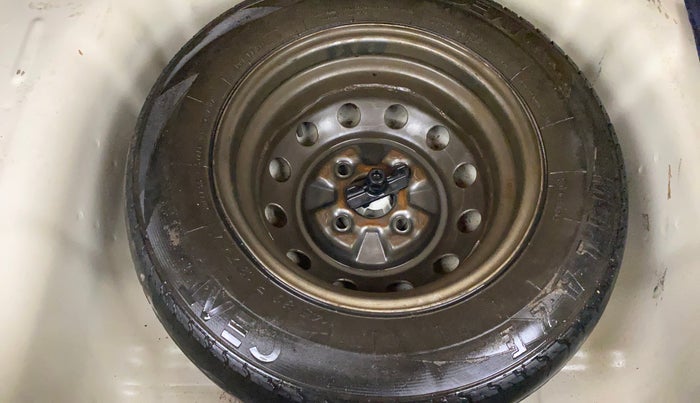 2017 Hyundai Eon ERA +, Petrol, Manual, 25,201 km, Spare Tyre