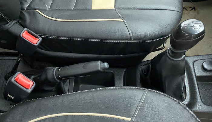 2018 Renault Kwid RXL, Petrol, Manual, 19,764 km, Gear Lever
