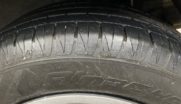 2021 KIA SONET HTK PLUS 1.2, Petrol, Manual, 9,029 km, Left Rear Tyre Tread