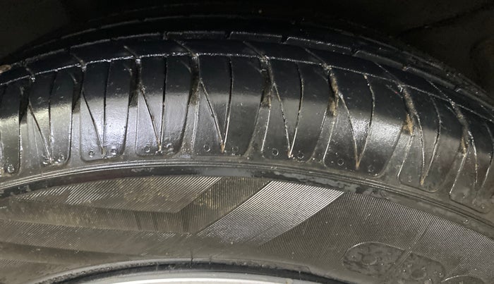 2021 KIA SONET HTK PLUS 1.2, Petrol, Manual, 9,029 km, Right Rear Tyre Tread