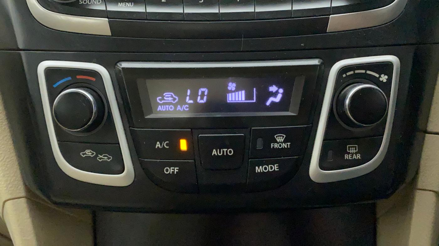 2017 Maruti Ciaz ZETA 1.4  AT PETROL, Petrol, Automatic, 92,127 km, Automatic Climate Control