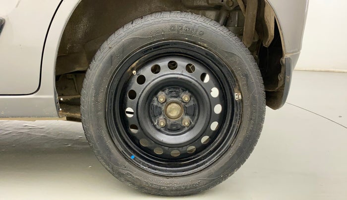 2014 Maruti Wagon R 1.0 VXI, Petrol, Manual, 74,774 km, Left Rear Wheel