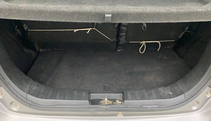 2014 Maruti Wagon R 1.0 VXI, Petrol, Manual, 74,774 km, Boot Inside