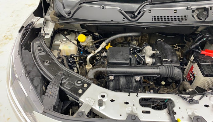 2022 Nissan MAGNITE XL, Petrol, Manual, 27,196 km, Engine View - Right