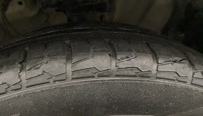 2021 Hyundai Creta SX (O) AT 1.5 DIESEL, Diesel, Automatic, 75,357 km, Right Front Tyre Tread
