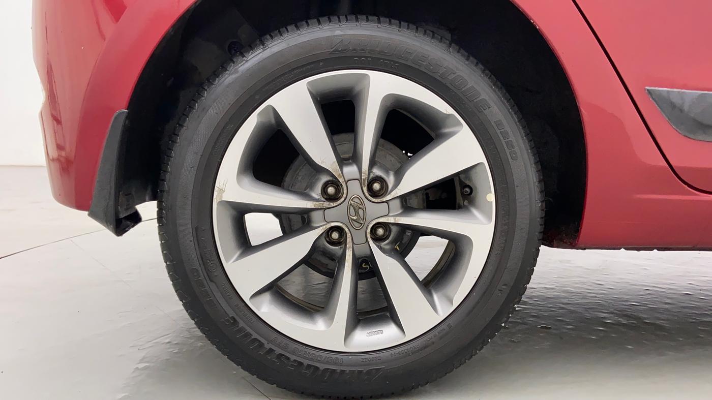 2015 Hyundai Elite i20 ASTA 1.2, Petrol, Manual, 35,413 km, Right Rear Wheel