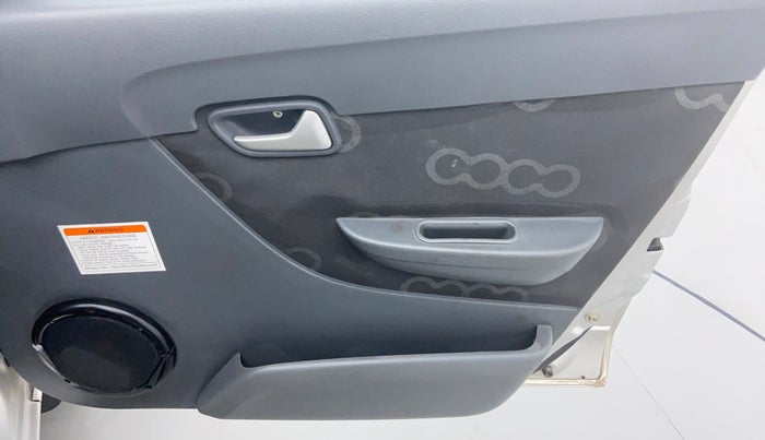 2016 Maruti Alto 800 LXI CNG, CNG, Manual, 25,795 km, Driver Side Door Panel Controls
