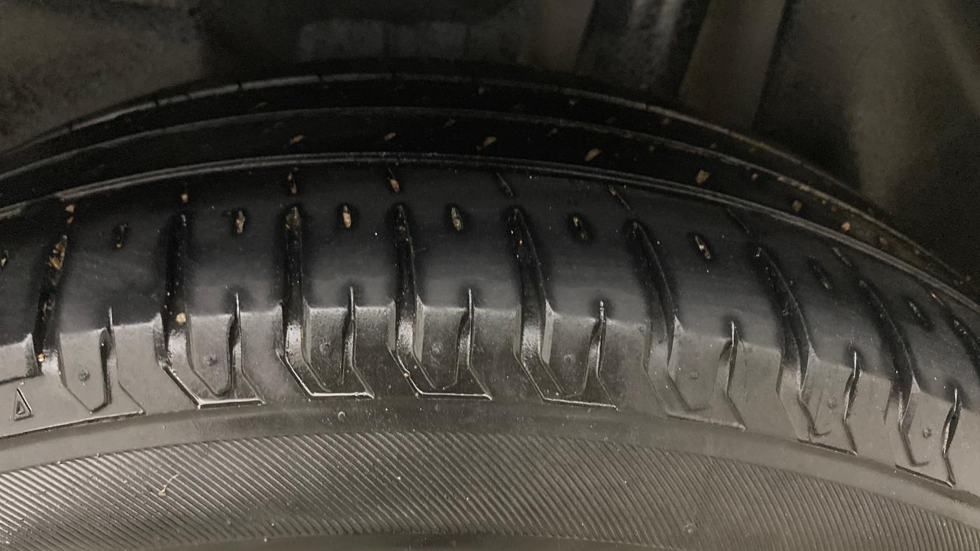 2023 Maruti Swift ZXI, Petrol, Manual, 62,871 km, Left Rear Tyre Tread
