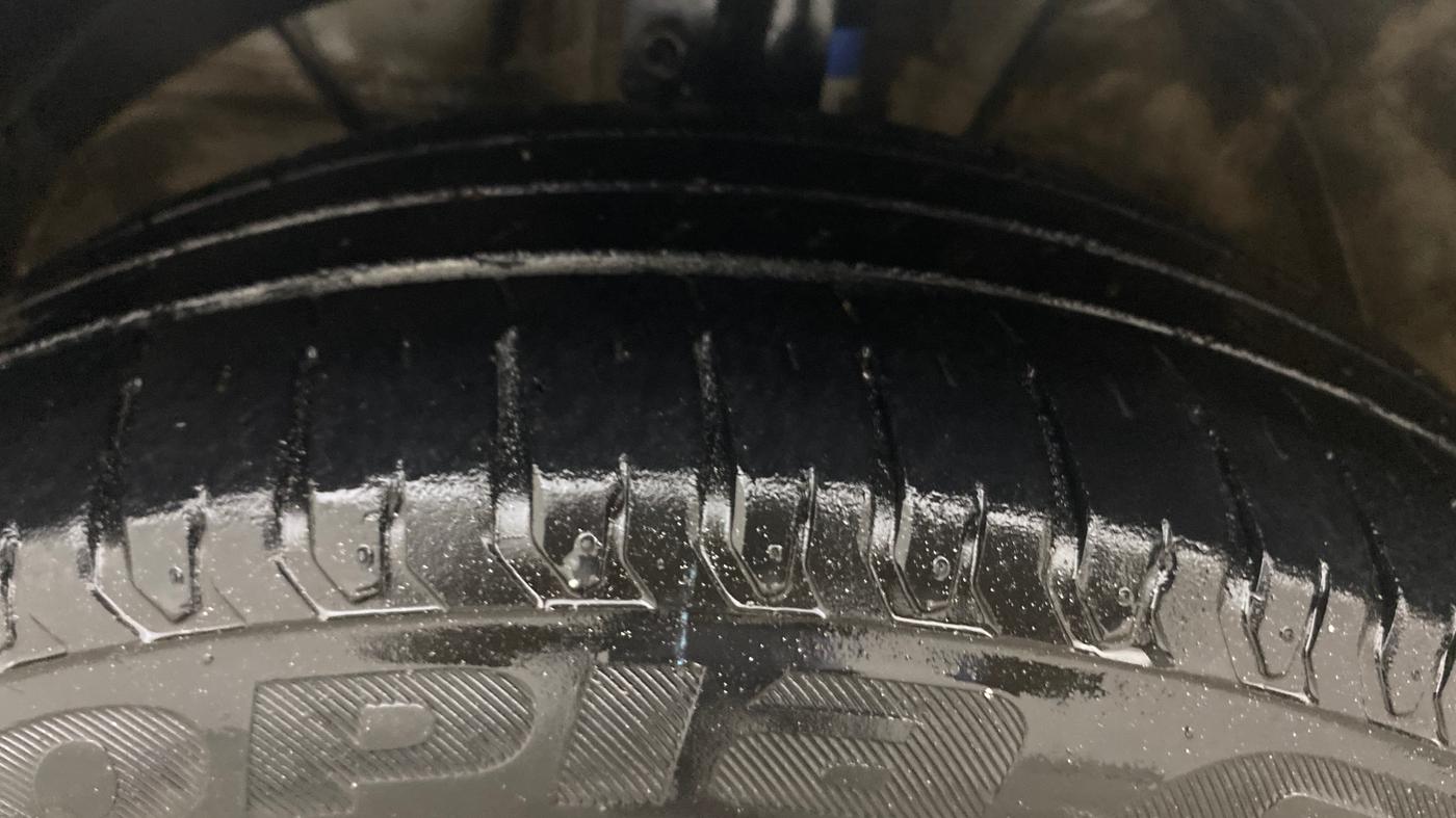 2023 Maruti Swift ZXI, Petrol, Manual, 62,871 km, Left Front Tyre Tread