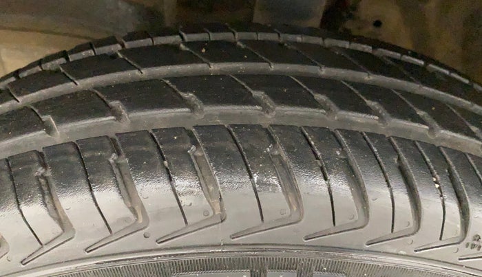 2023 Maruti Alto K10 VXI PLUS AMT, Petrol, Automatic, 6,778 km, Left Front Tyre Tread