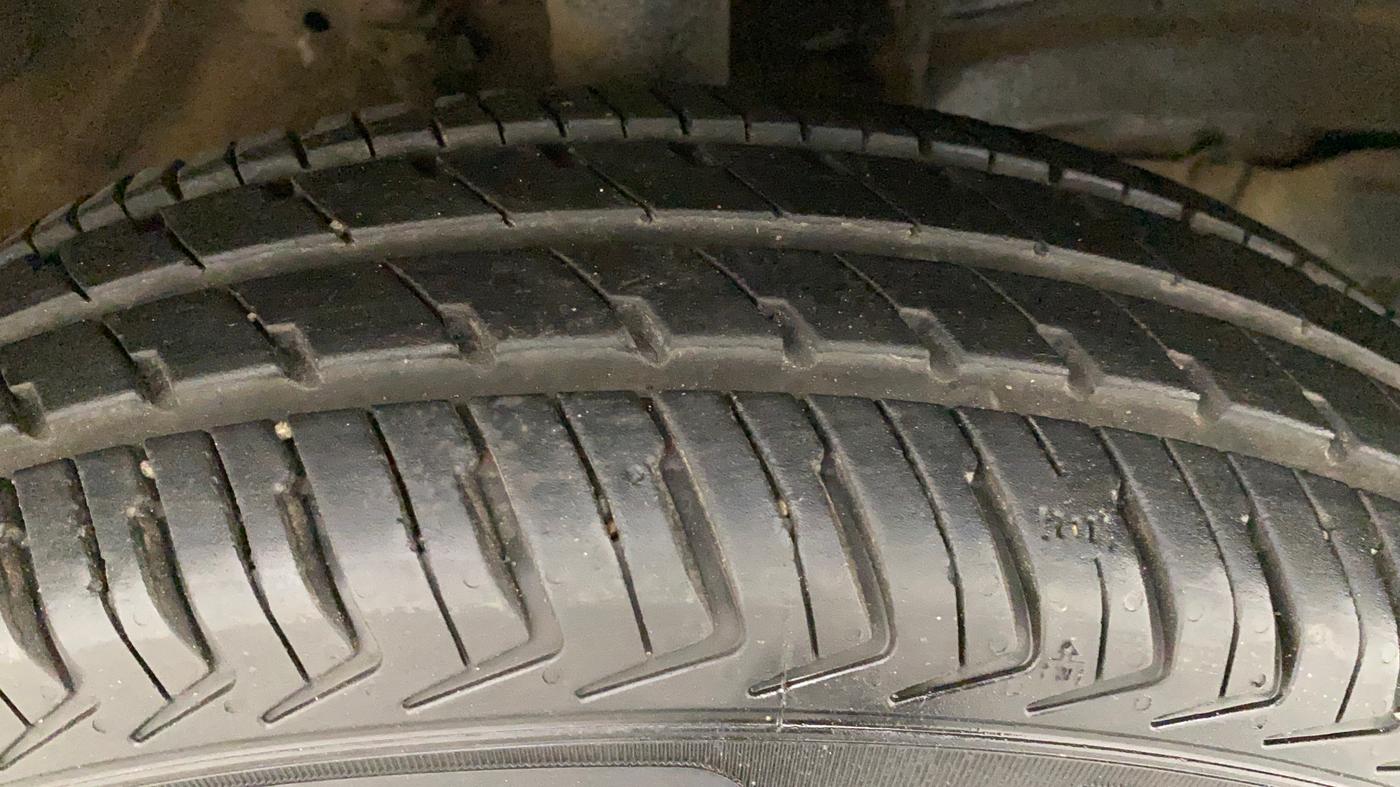 2023 Maruti Alto K10 VXI PLUS AMT, Petrol, Automatic, 6,778 km, Right Front Tyre Tread