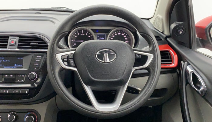 2017 Tata Tiago XZ 1.2 REVOTRON, Petrol, Manual, 32,289 km, Steering Wheel Close Up
