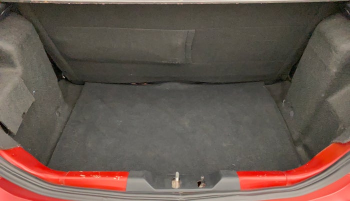 2017 Tata Tiago XZ 1.2 REVOTRON, Petrol, Manual, 32,289 km, Boot Inside