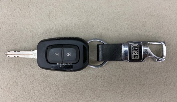 2019 Renault Duster RXS CVT, Petrol, Automatic, 91,088 km, Key Close Up