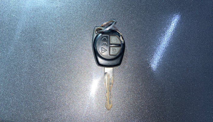 2018 Maruti Baleno DELTA PETROL 1.2, Petrol, Manual, 90,245 km, Key Close Up