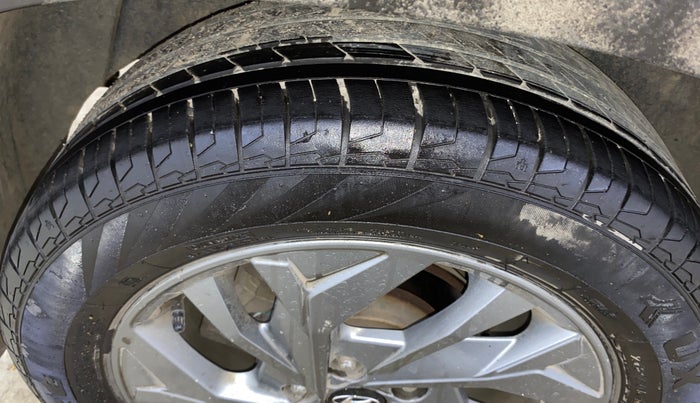 2021 Hyundai Creta SX (O) 1.4 TURBO DCT DUAL TONE, Petrol, Automatic, 29,416 km, Right Rear Tyre Tread