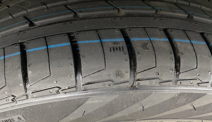 2021 MG HECTOR SHARP 1.5 PETROL CVT, Petrol, Automatic, 45,108 km, Right Rear Tyre Tread