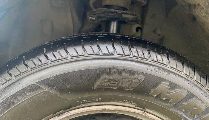 2020 Tata ALTROZ XE PETROL, Petrol, Manual, 48,591 km, Left Front Tyre Tread