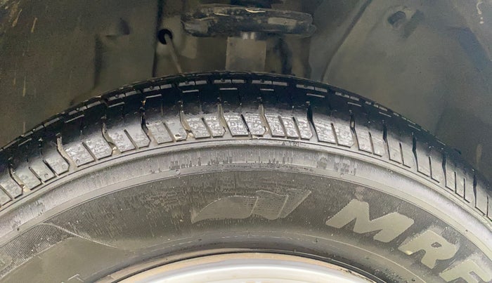 2020 Tata ALTROZ XE PETROL, Petrol, Manual, 48,591 km, Right Front Tyre Tread