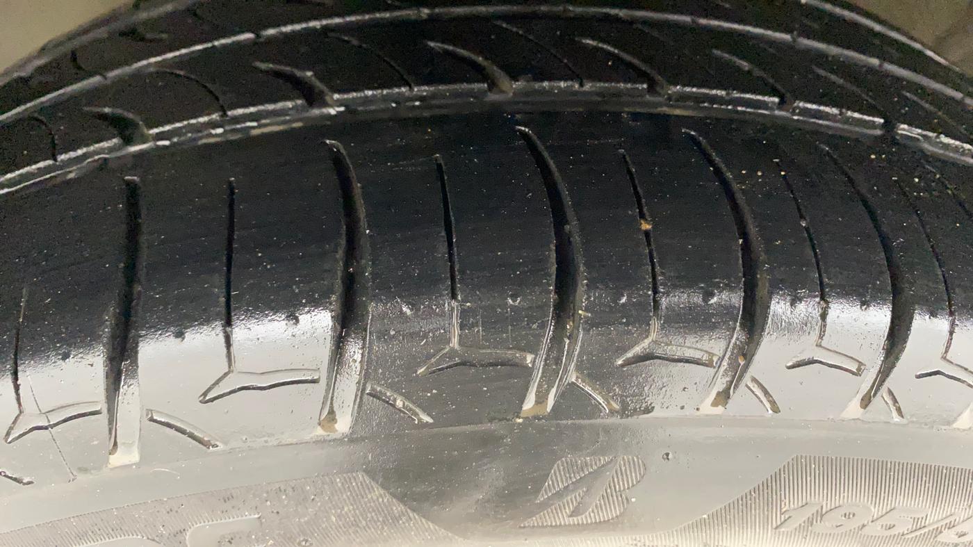 2017 Hyundai i20 Active 1.2 SX, Petrol, Manual, 77,809 km, Left Front Tyre Tread