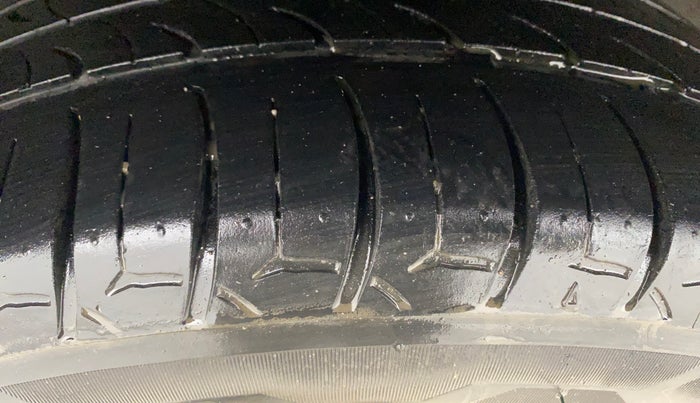 2017 Hyundai i20 Active 1.2 SX, Petrol, Manual, 77,809 km, Right Rear Tyre Tread