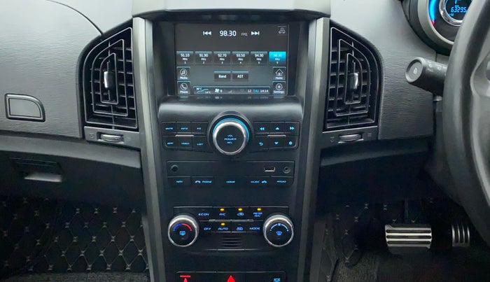 2017 Mahindra XUV500 W10 AT, Diesel, Automatic, 63,598 km, Air Conditioner