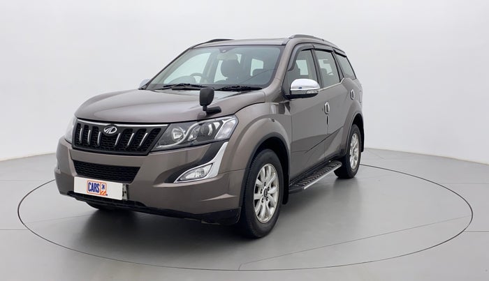 2017 Mahindra XUV500 W10 AT, Diesel, Automatic, 63,598 km, Left Front Diagonal