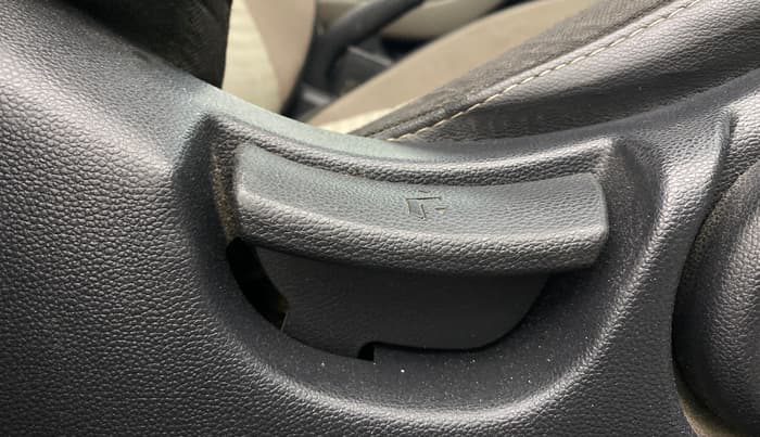 2018 Hyundai Elite i20 ASTA 1.2  CVT, Petrol, Automatic, 67,342 km, Driver Side Adjustment Panel