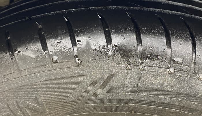 2018 Hyundai Elite i20 ASTA 1.2  CVT, Petrol, Automatic, 67,342 km, Right Rear Tyre Tread