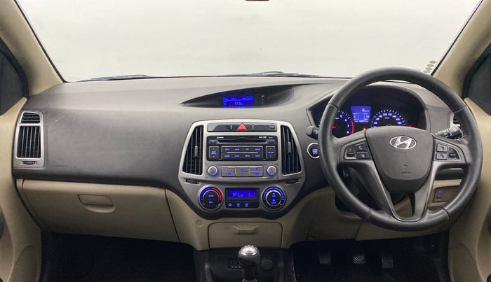 2014 Hyundai i20 ASTA 1.2, Petrol, Manual, 57,010 km, Dashboard