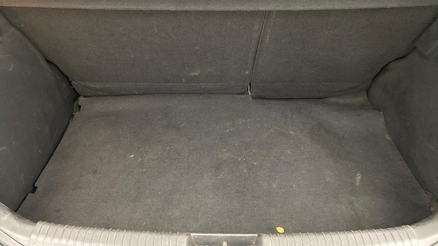 2014 Hyundai i20 ASTA 1.2, Petrol, Manual, 57,010 km, Boot Inside