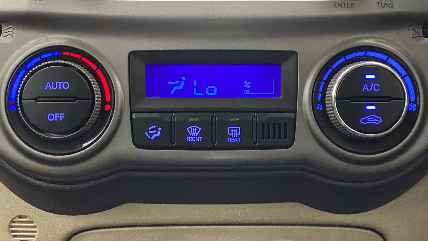 2014 Hyundai i20 ASTA 1.2, Petrol, Manual, 57,010 km, Automatic Climate Control