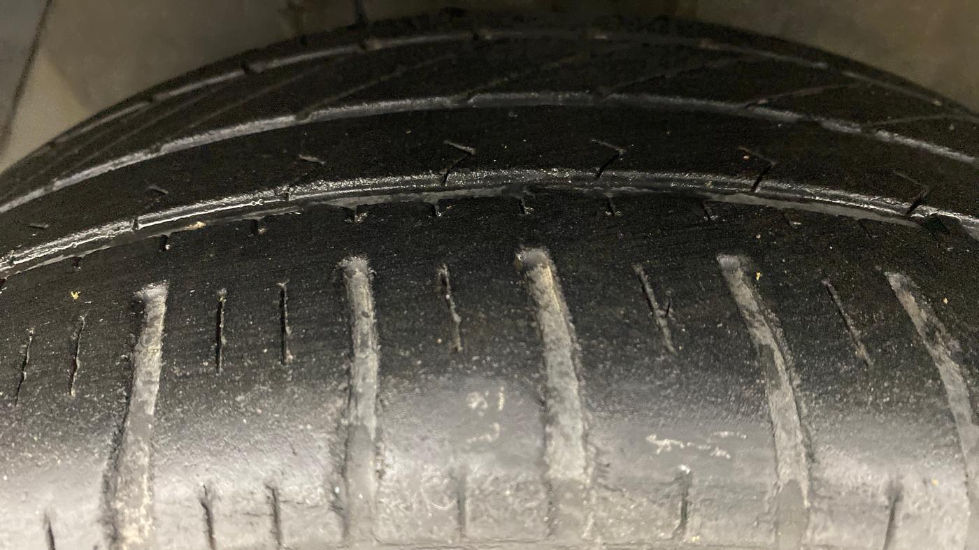 2014 Hyundai i20 ASTA 1.2, Petrol, Manual, 57,010 km, Left Front Tyre Tread