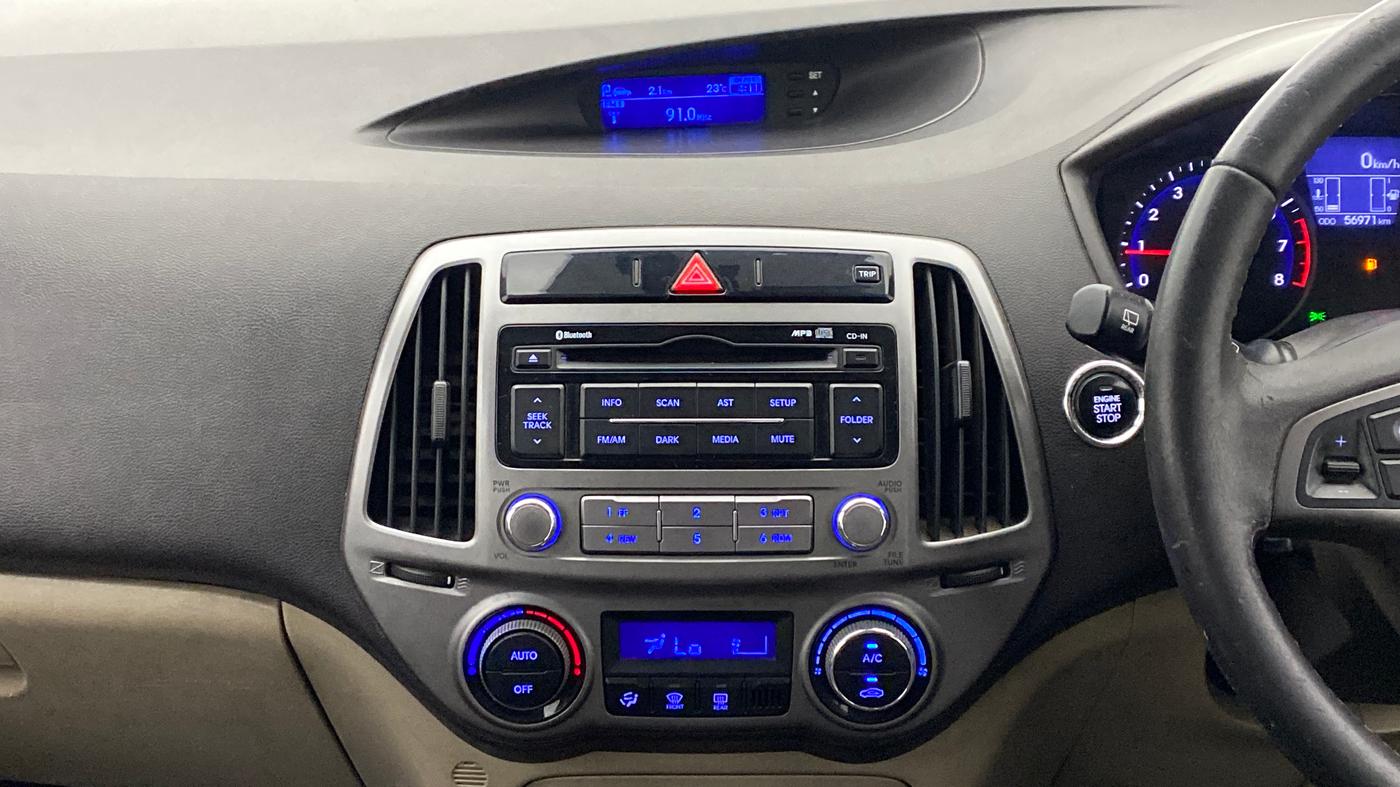 2014 Hyundai i20 ASTA 1.2, Petrol, Manual, 57,010 km, Air Conditioner