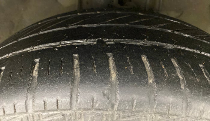 2014 Hyundai i20 ASTA 1.2, Petrol, Manual, 57,010 km, Right Front Tyre Tread