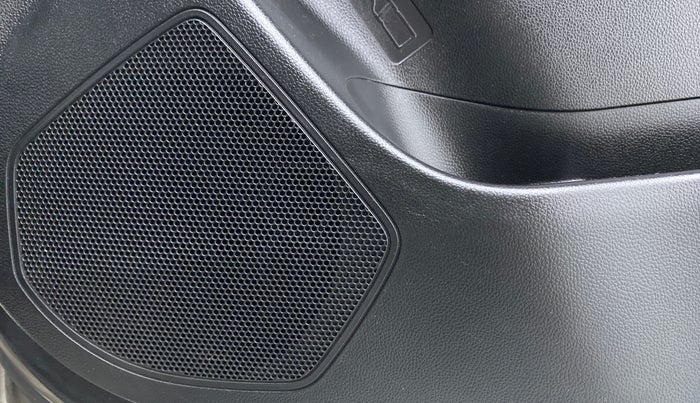 2019 Maruti Swift VXI D, Petrol, Manual, 21,390 km, Speaker