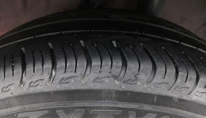 2018 Honda Amaze 1.2 V CVT I VTEC, Petrol, Automatic, 25,892 km, Left Rear Tyre Tread